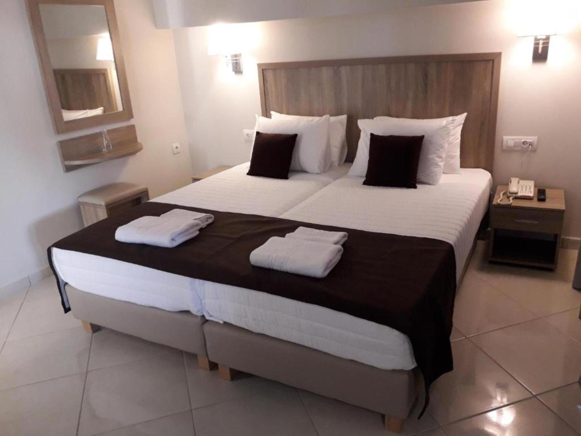 Carisa Suites And Apartments Maleme Zewnętrze zdjęcie